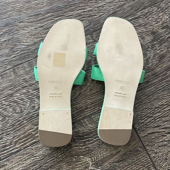 NWT Hermes Green Oran Size 5 Sandals. - Picture 5 of 5